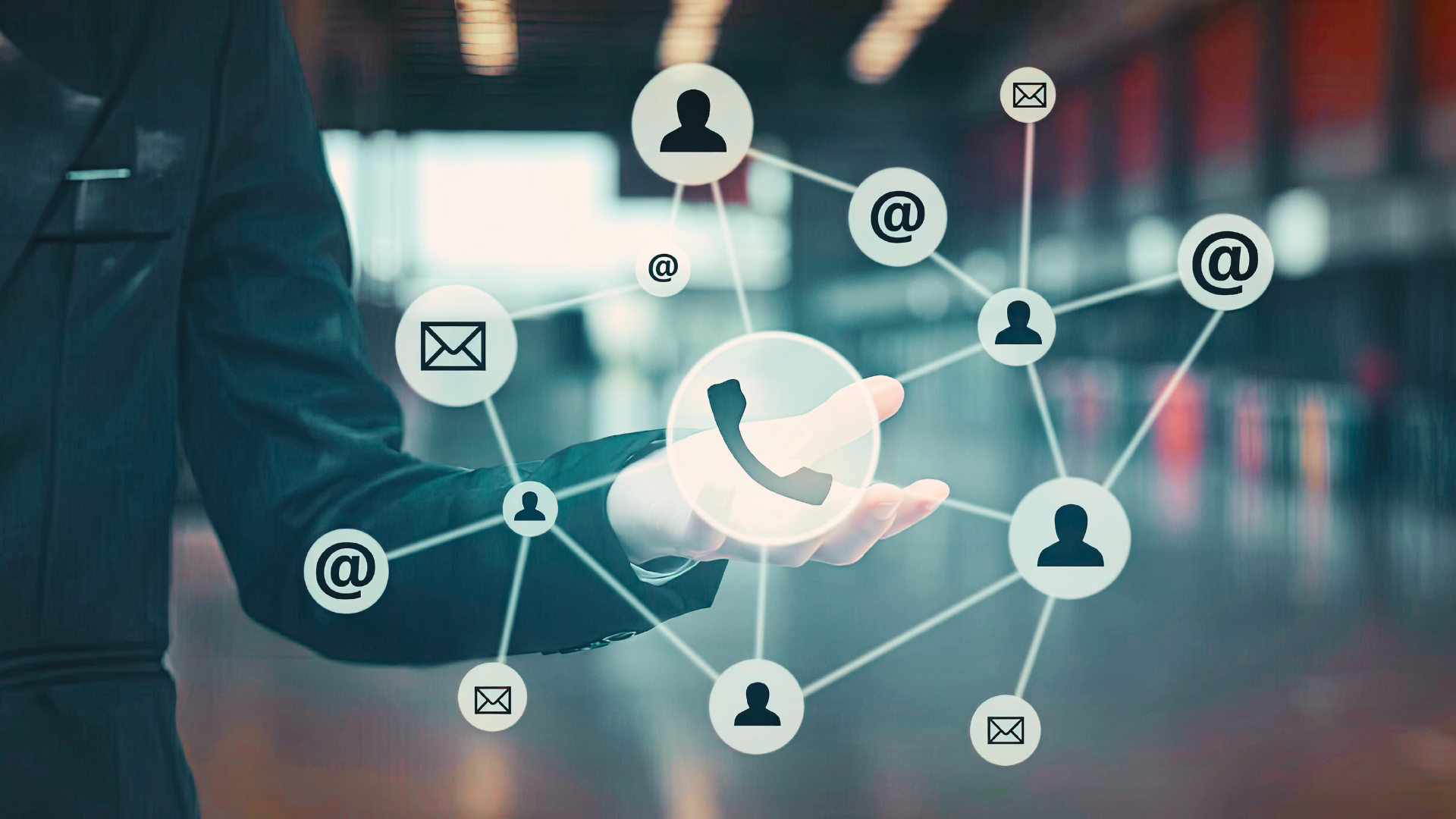 Marketing & Communication